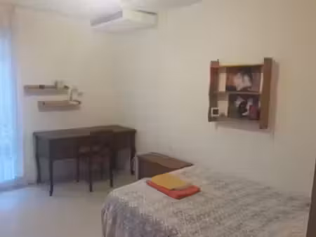 location meublée chambre 1 pièce 13 m² à garons (30128)  315 €