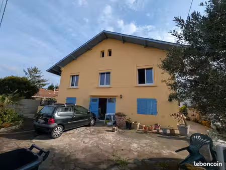belle villa avec 3 logements