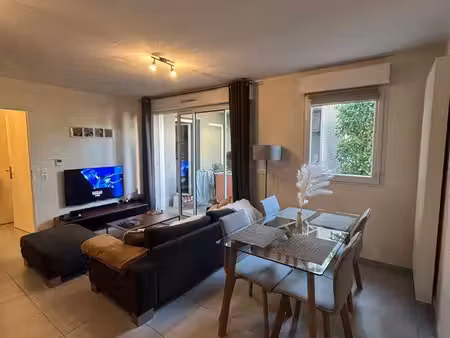 boirargues – t2 meublé de 42 m² avec terrasse  piscine et résidence sécurisée