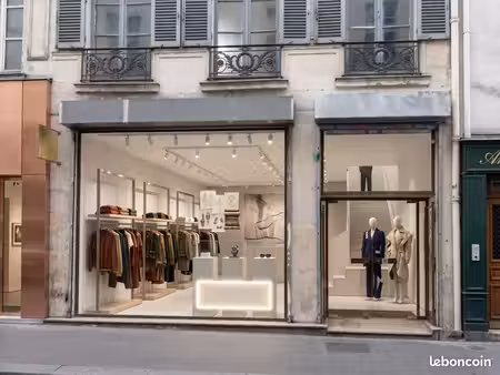 local 160 m² paris