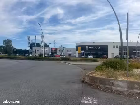 location local industriel
