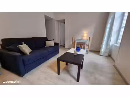 t2 meublé 34 m² – centre bayeux – calme – disponible