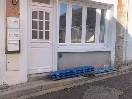 très beau studio chatel-guyon