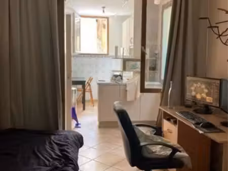 studio spécial étudiants 20m2 sainte-foy-lès-lyon