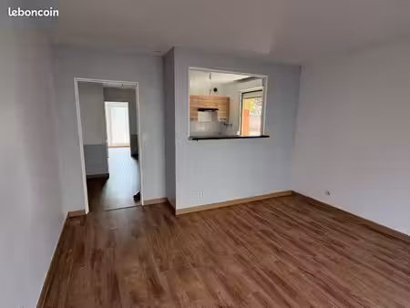 appartement f2 52 m² très lumineux avec extérieur