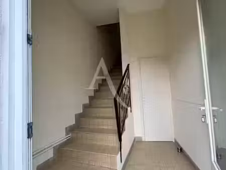 location appartement 3 pièces 52 m² à romorantin-lanthenay (41200)  520 €