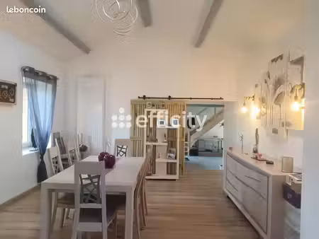 ferme 5 pièces 210 m²