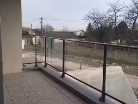 location appartement 2 pièces 47 m² à amiens (80000)  670 €