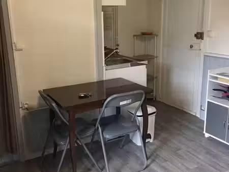 appartement type studio meublé