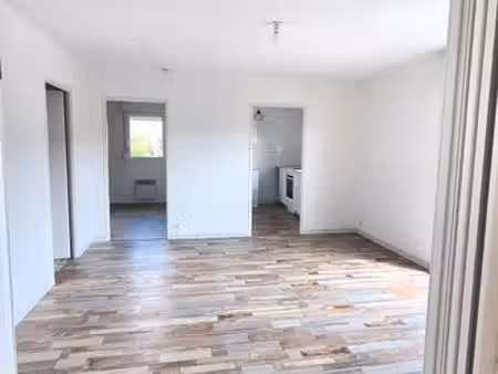 ? appartement 47 m² entièrement rénové – à louer 530