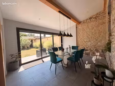 maison de ville entièrement rénovée