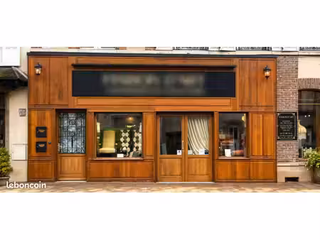 local commercial / magasin