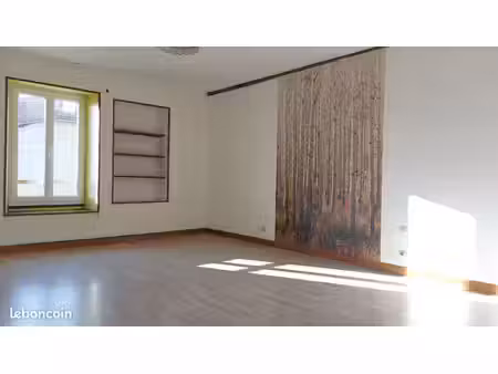 maison 105m²  2 chambres avec garage et jardin