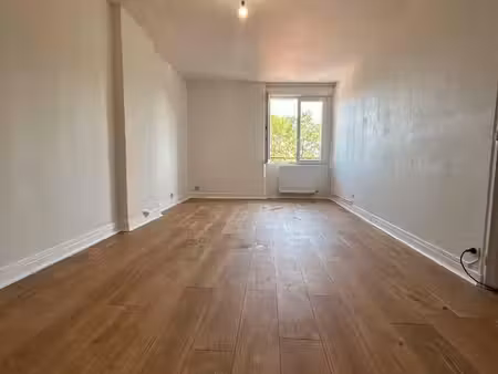 loue appartement 3 pièces