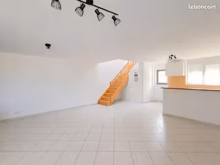 maison 3 pièces 77 m²