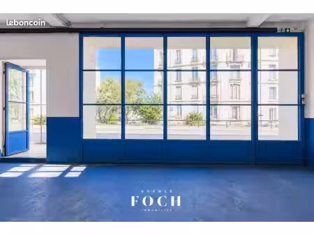 local commercial 231 m² nancy
