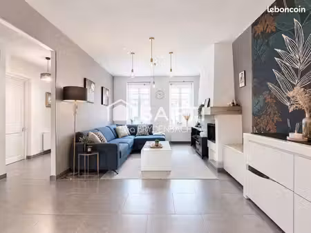maison 6 pièces 150 m²