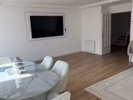 appartement 3 chambre   2 salles de bain parking