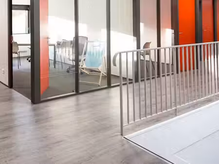 bureaux privatifs clés en main pour 1 à 6 personnes (idéal pour vous concentrer sur votre 