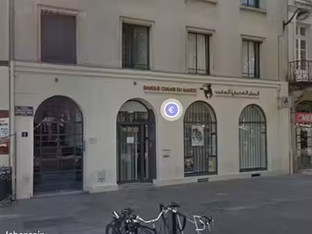 local commercial 70 m²