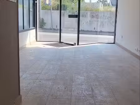 local commercial