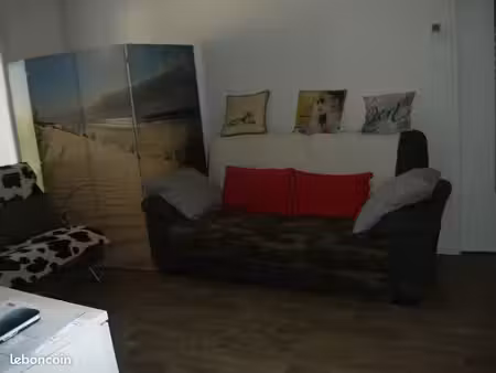 rare à laval : plain pied toute rénovée avec terrain