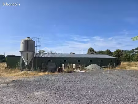 terrain agricole 30 000 m² martigne sur mayenne