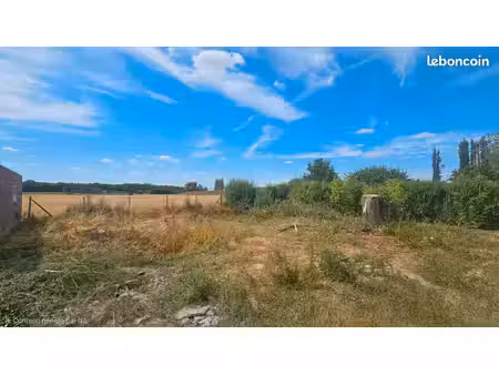 terrain viabilisé 579 m² – beuvry-la-forêt