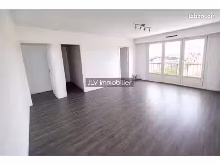 appartement 4 pièces 82 m²