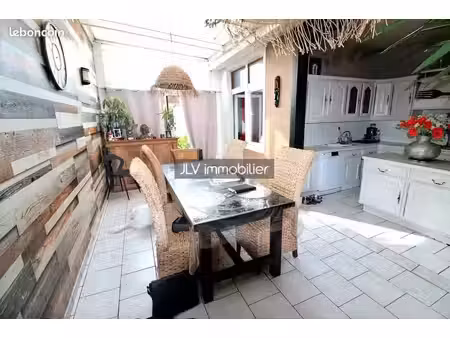 maison 6 pièces 160 m²