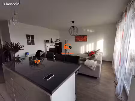 appartement 3 pièces 64 m²