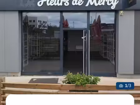 local commercial à vendre peltre