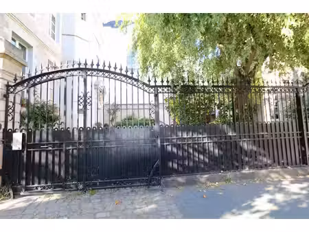 appartement de charme dans un immeuble classé monument histo