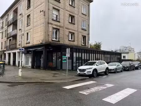 local commercial 209 m² lorient