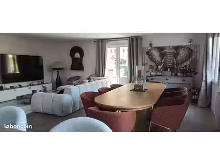 location meublée - duplex de 129 m2 avec jardin et jaccuzi