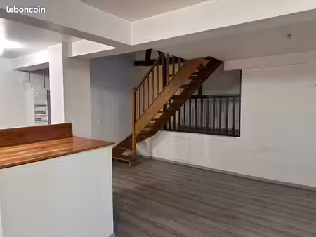 grand triplex à berthecourt