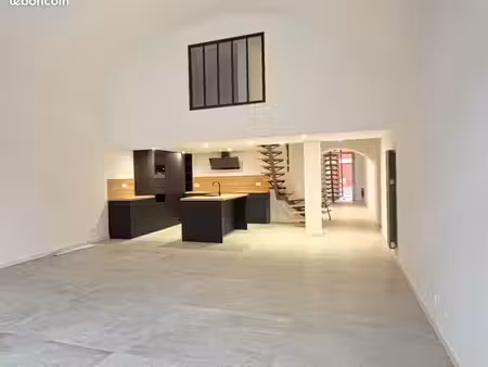appartement rénové hyper centre