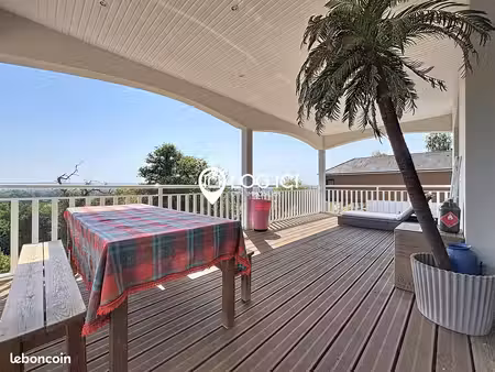 maison 4 pièces 133 m²