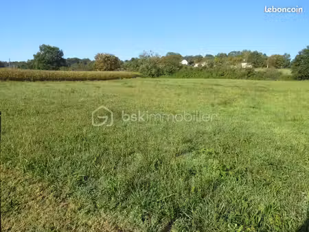 terrain 2 143 m² garlin