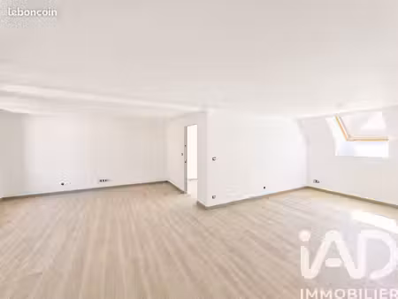 duplex 5 pièces 121 m²