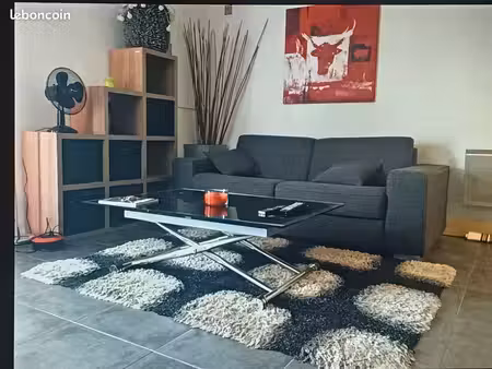 bel appartement t2 49m2