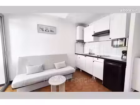 studio 1 pièce 15 m²