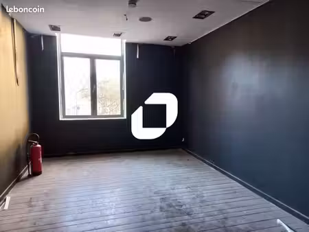 local commercial 200 m²
