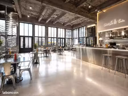 local commercial brut 255m² terrasse parking