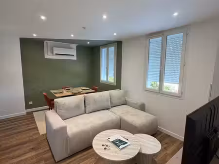 * ensemble immobilier t2 + t2 + grand garage * * ( maison individuelle séparée  sans agent