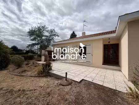 maison familiale 6 pièces - grand jardin à pompaire