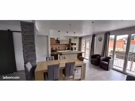 vends appartement  t5