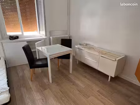 loue f1 meublé