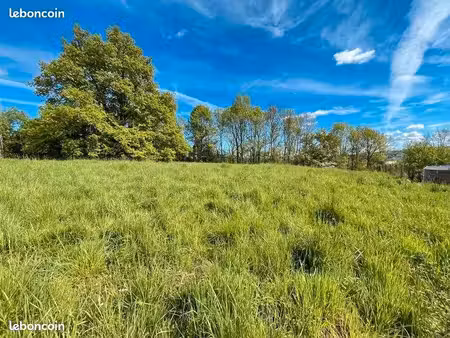 terrain 800 m² la remuee