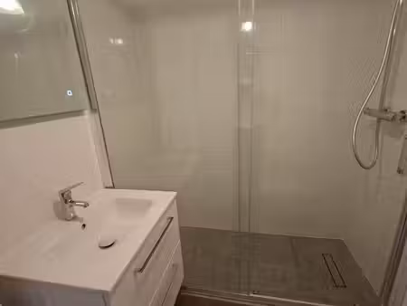 beau studio rénové